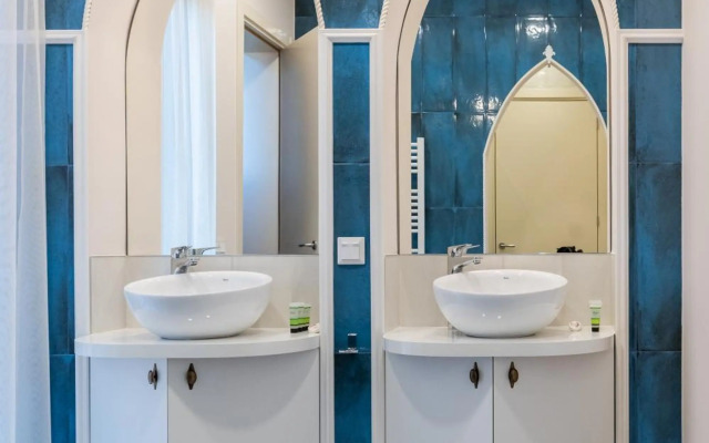 1001 Nights ~ in a Beautiful Two-Bedroom Apartment