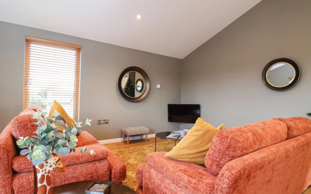 Woodbridge Penthouse