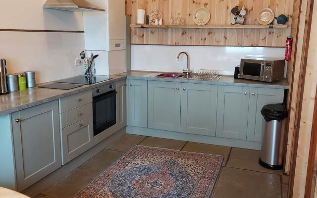 Sycamore Lodge-1 Bed-sleeps 4-free Parking