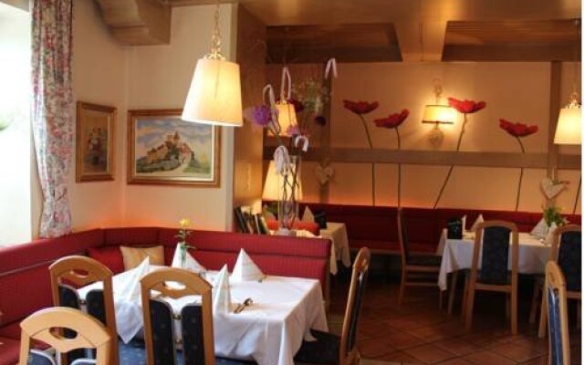 Mohnhotel - Bergwirt Schrammel