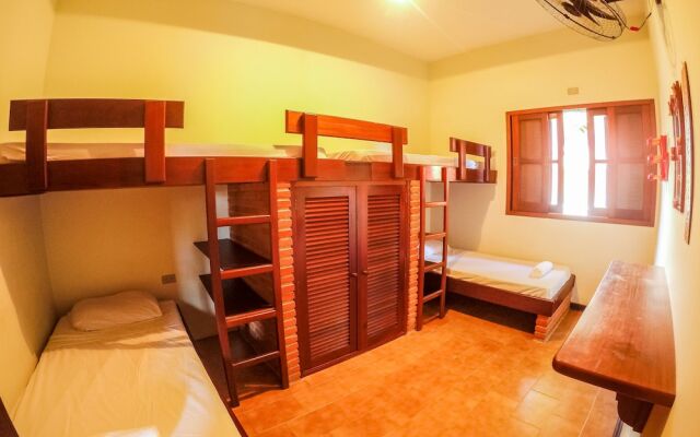 Super casa Boiçucanga Ande até a areia