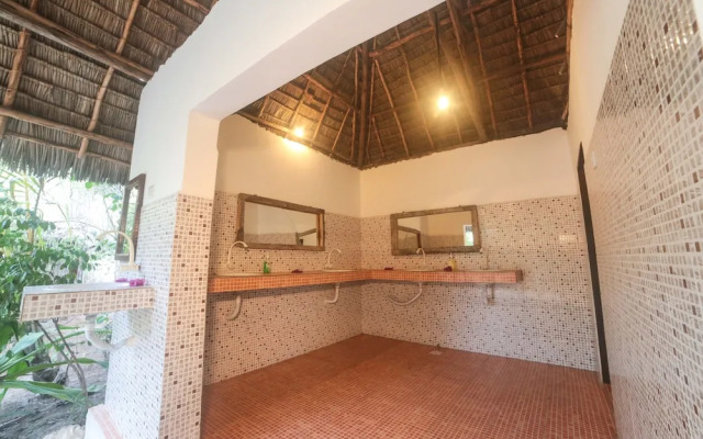 Demani Lodge