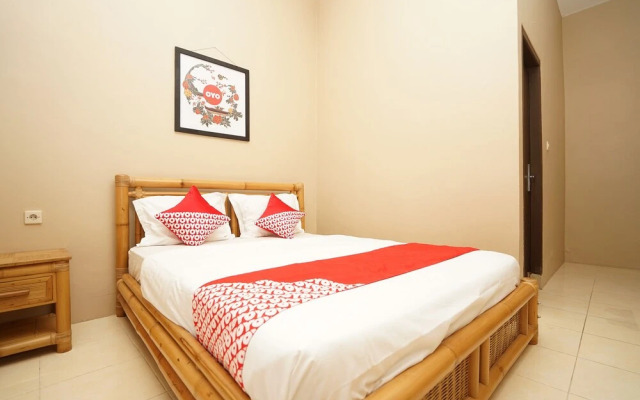 Kampoeng Kita Hotel by Oyo Rooms
