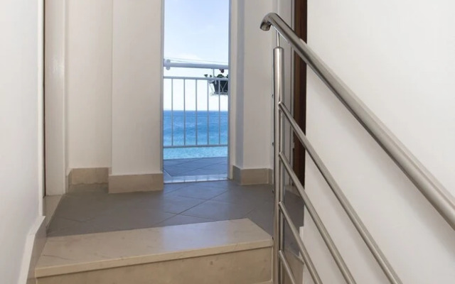 Apartments Beach Gem