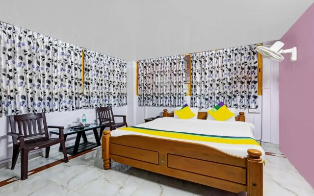 Itsy By Treebo - Iha Comforts