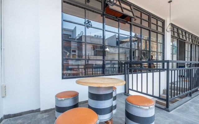 Doorman Guest House by RedDoorz