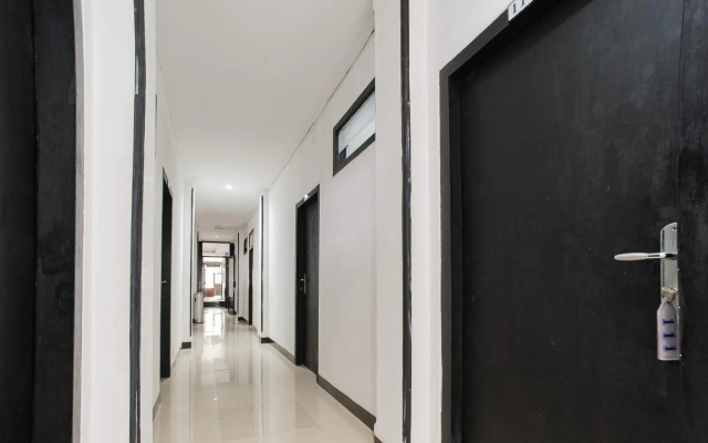 RedDoorz Plus @ Jalan Raden Intan Lampung