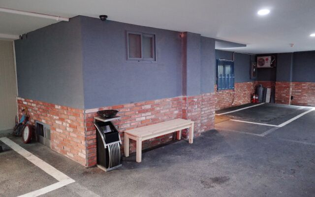 T Hotel
