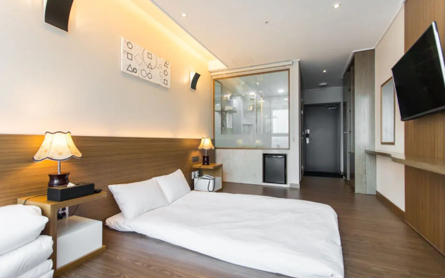 M Stay Hotel Naju