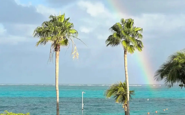 Caicos Coral Reef Beachfront Apartments