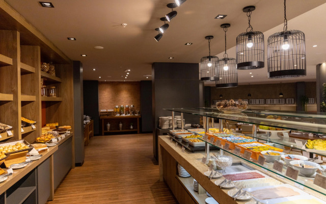 JL Hotel by Bourbon