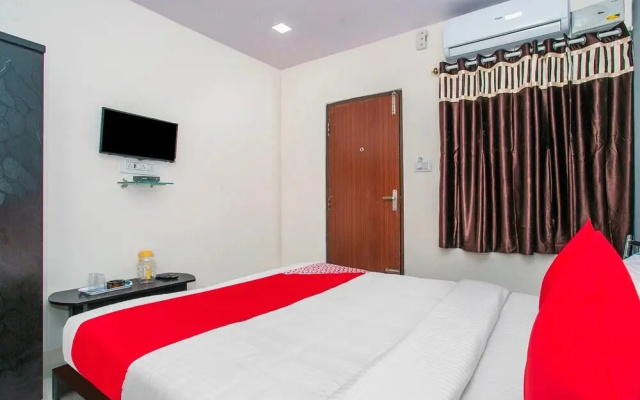 Hotel Golden Arch By OYO Rooms