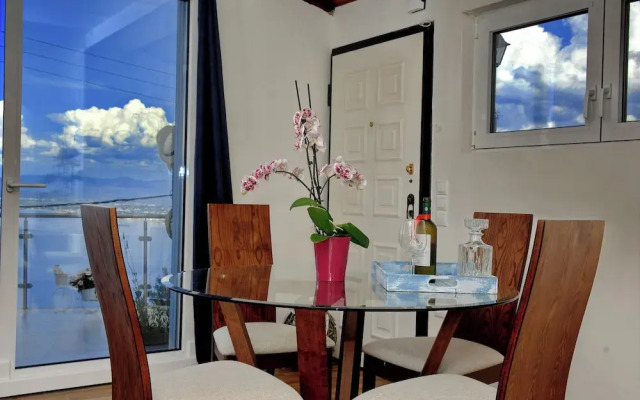 Ilektra Studio Apt with Sea View
