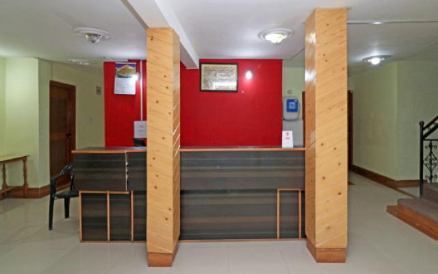 OYO 18416 Hotel Park Palace