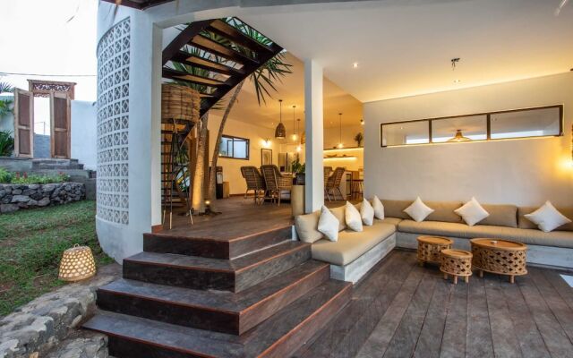 Tropical Private Villa 3 BR Canggu Ricefield view