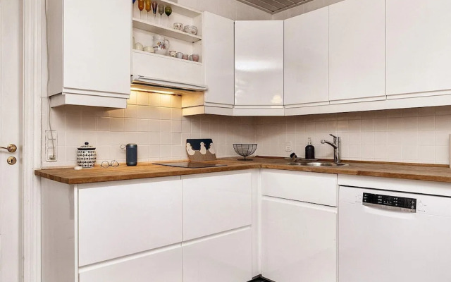6 Person Holiday Home in Albaek