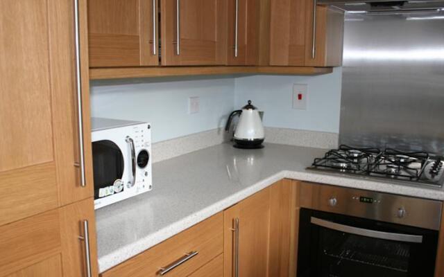 Kings Court Apartments