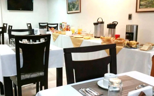 Miraflores Pacific Hotel