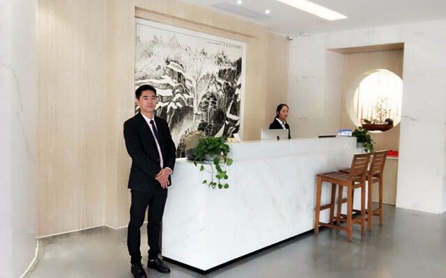Tang House Hotel
