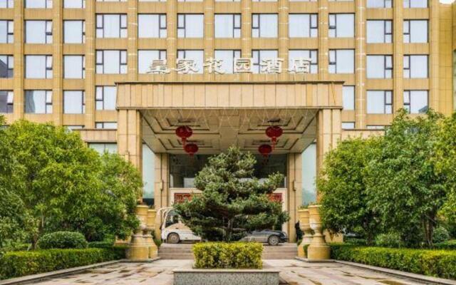 Royal Garden Hotel