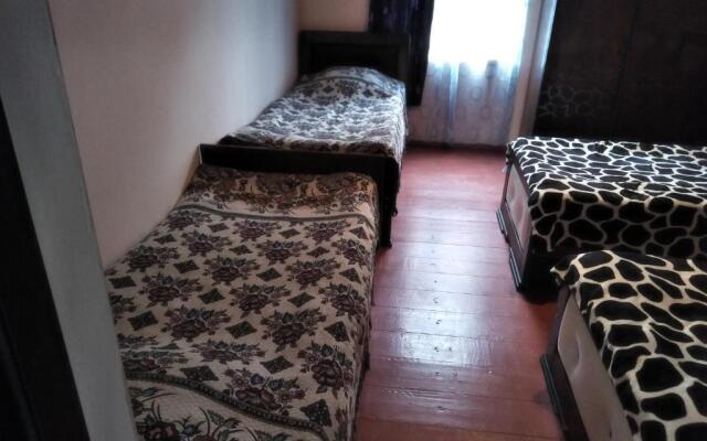 Chelo Guesthouse