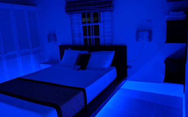 Zade's Vacation Home with Spa Pool & BBQ