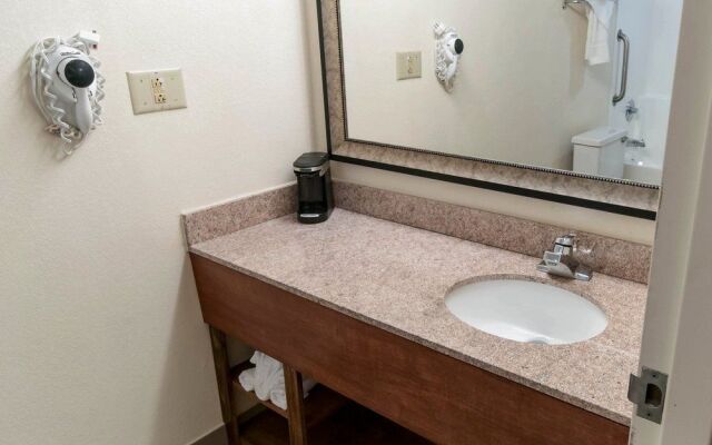 Quality Inn Easton