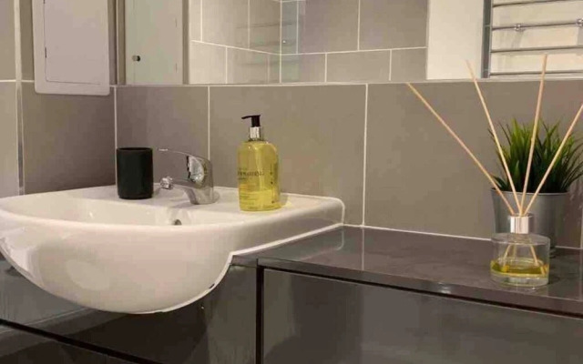 Cozy Urban Apartment in Wolverhampton