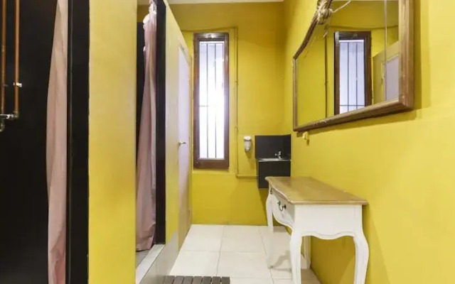Lullaby Gardens Hostel
