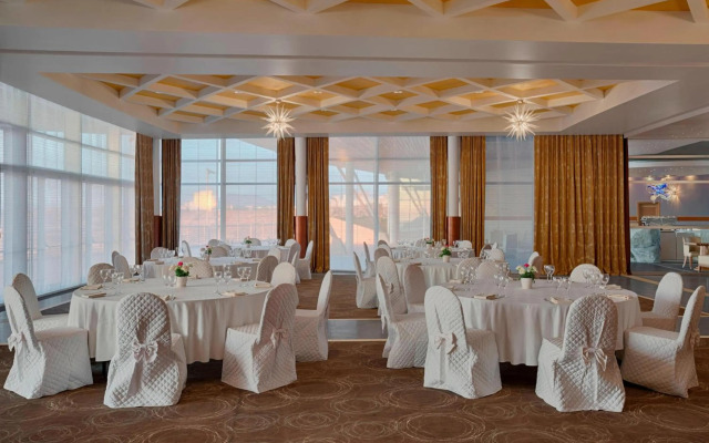 Four Points by Sheraton Oran