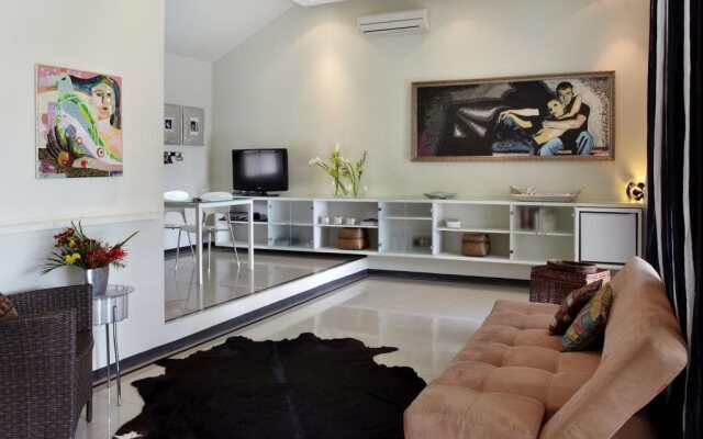 Casa Artista By Villa Kresna