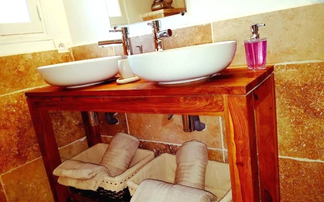 Le Mas De Roussillon