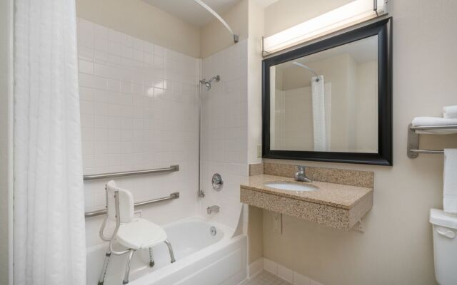 AmericInn Hotel & Suites Johnston