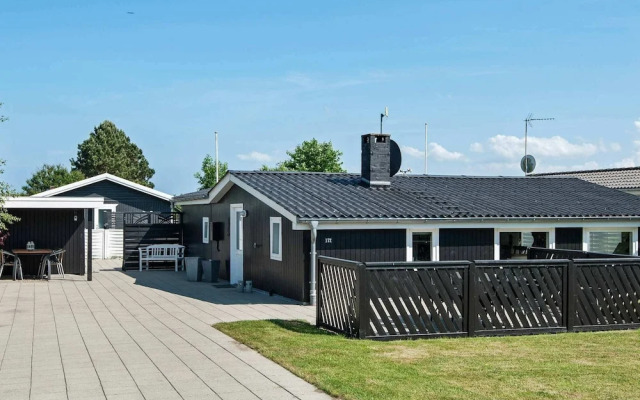 Stylish Holiday Home near Haderslev with Terrace