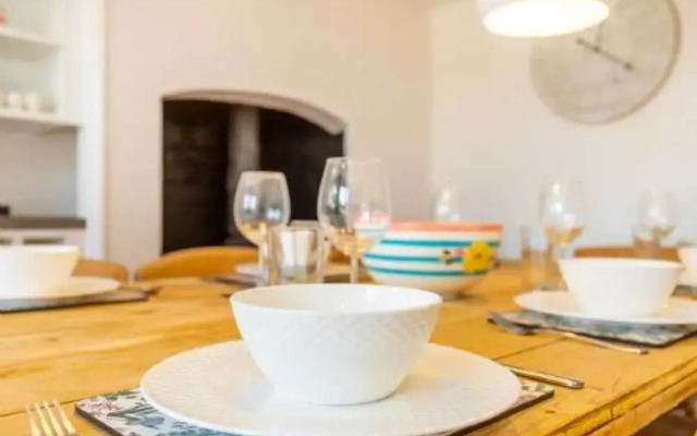 Host Stay Pilgrims Rest