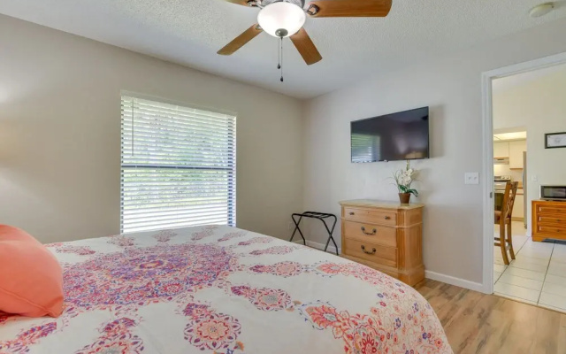 12 Mi to Beach: Home w/ Patio & Yard in Bradenton