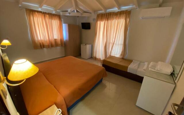 Hotel Platon Beach