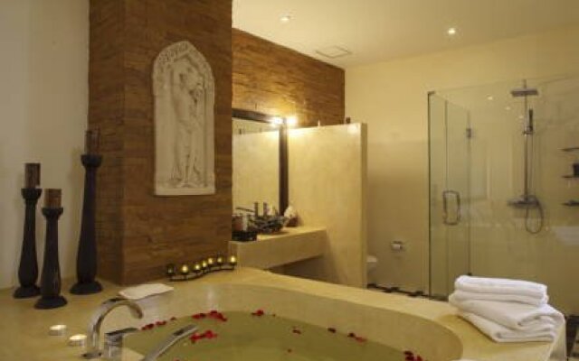 Karon Rustic Villas
