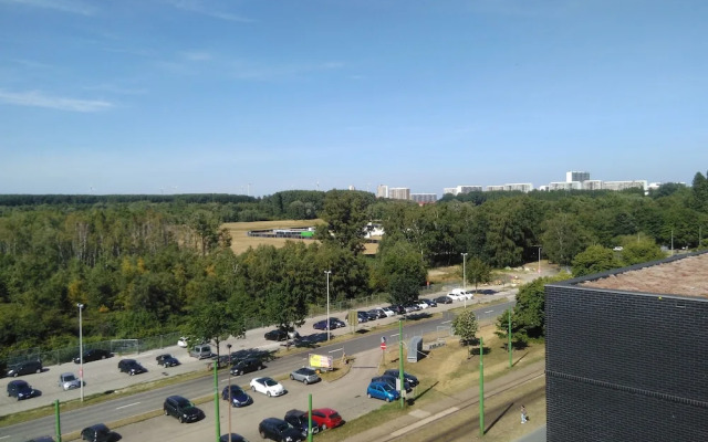 Fully Equipped Sunny Apartment