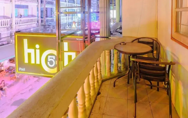 High5 Guesthouse