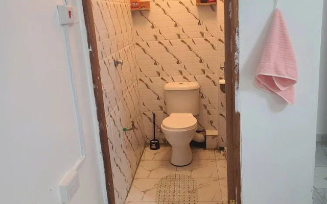 Studio 107, South B, Sana Sana