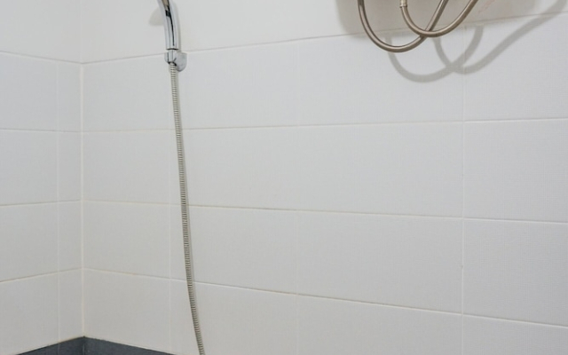 Cozy and Simple 1BR Apartment at Scientia Residence