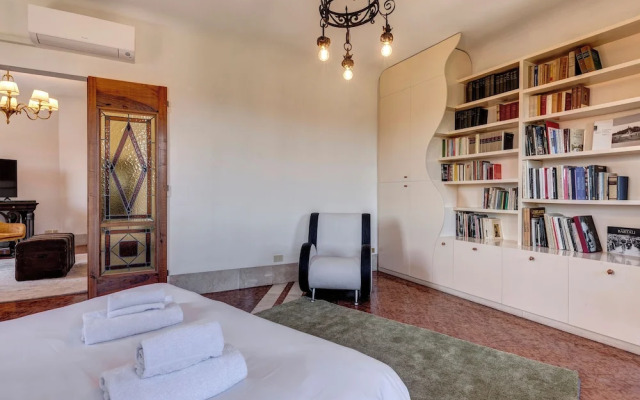 Palestro Apartment by Mamo Florence