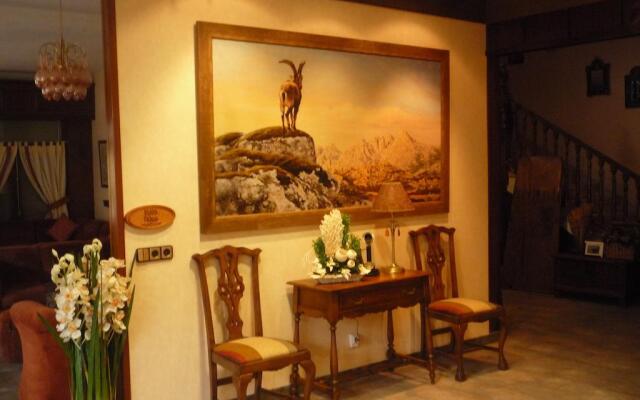 Edelweiss Hotel