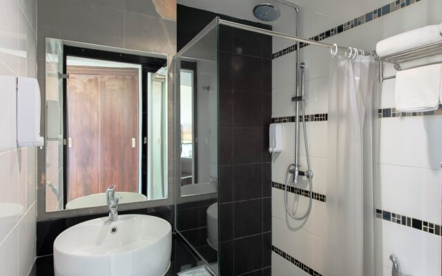Ingtara Hotel