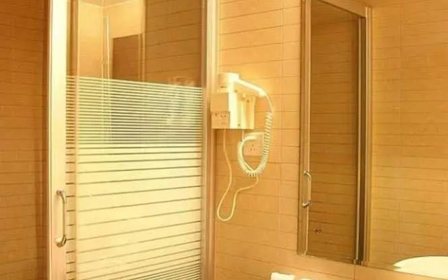 Huating Holiday Inn - Yangshuo