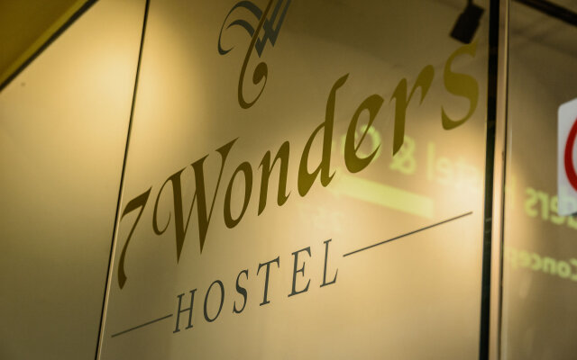 7 Wonders Hostel (SG Clean Certified)