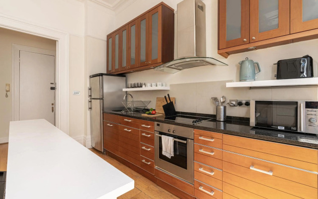 Baker Street Studio Flat