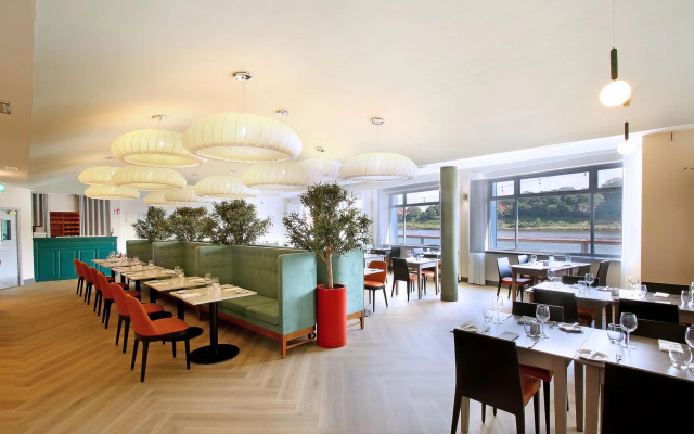 Waterford Marina Hotel