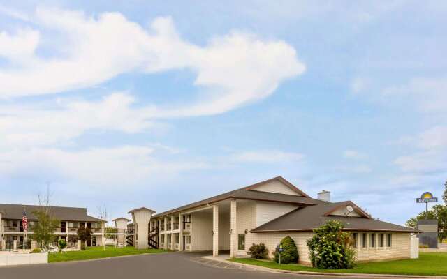 Days Inn by Wyndham Delta